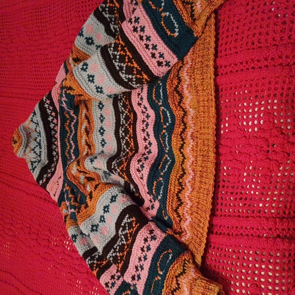 Hand knitted Cardigan/Sweater - Picture 2 of 6